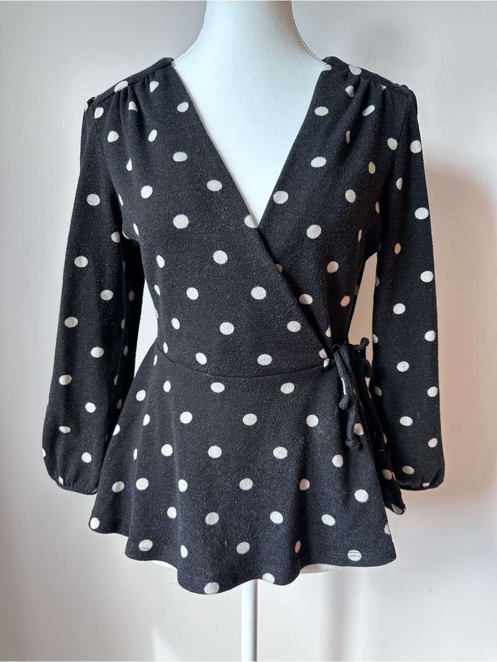 Monteau Los Angeles Polka Dot Peplum Wrap Blouse Long Sleeves Black White - L